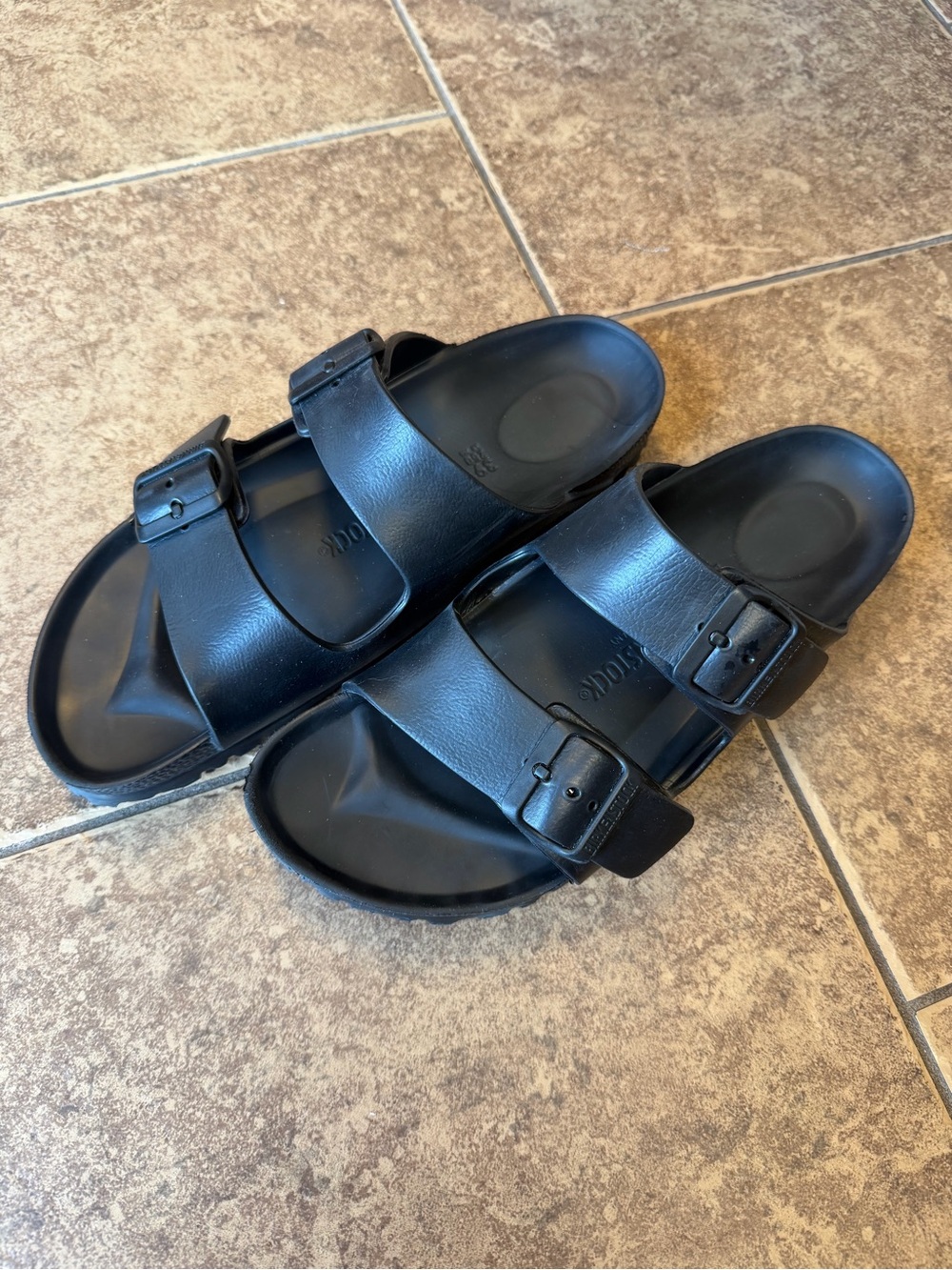 Women’s Birkenstock Arizona Essentials - Picture 2 of 4